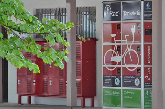 Radtankstelle in Übersee-Feldwies  Foto: Claus Linke