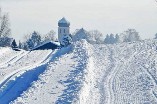 Kirchturm von Wildenwart  Foto: Anton Hötzelsperger
