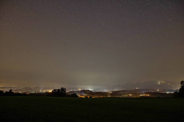 Lichtverschmutzung im Chiemseebereich  Foto: Manuel Philipp