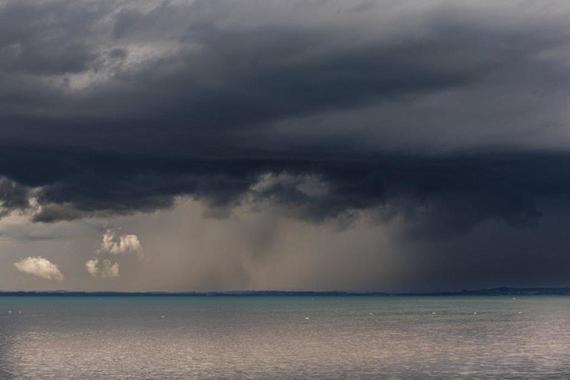 Unwetter über Seebruck   Foto: Andreas Hartl