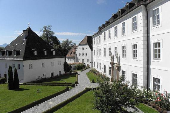 Foto: Anton Hötzelsperger - Blick in das Klostergelände